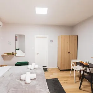 new-studio-near-new-bazaar-tirana-city-center.hotels-in-tirana.com/
